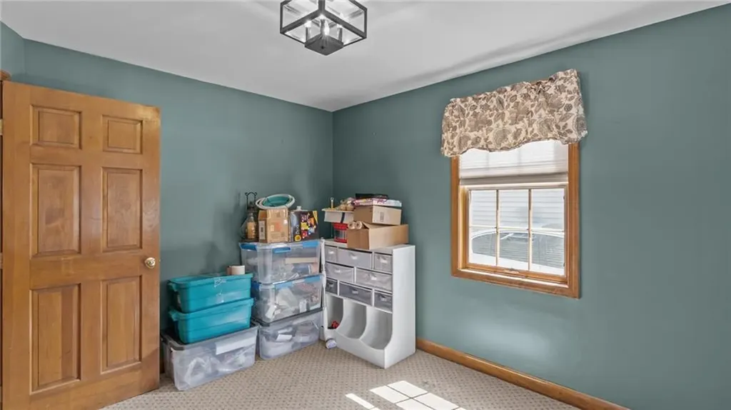 89 Windsor Road Pawtucket RI 02861