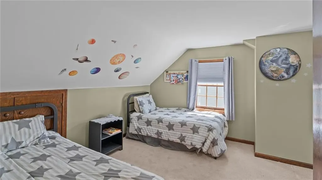 89 Windsor Road Pawtucket RI 02861