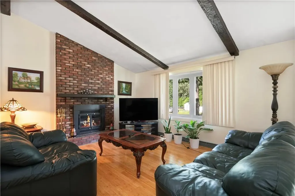 16 Tell Street Warwick RI 02889