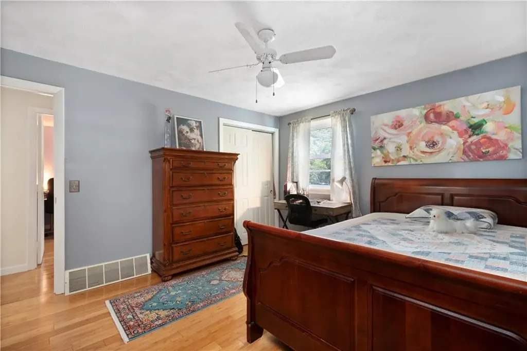 16 Tell Street Warwick RI 02889