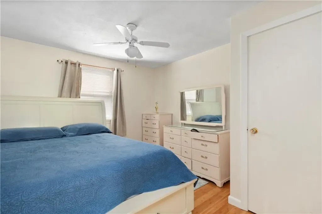 16 Tell Street Warwick RI 02889