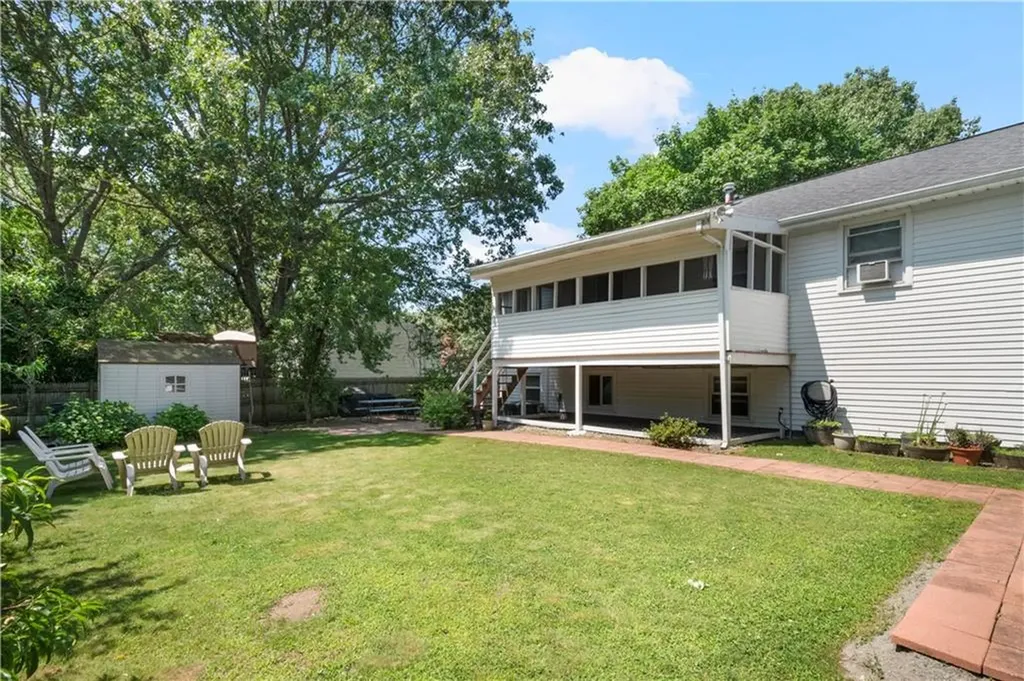 16 Tell Street Warwick RI 02889