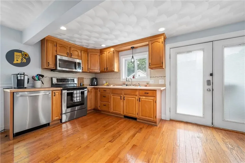 5 Harding Street Coventry RI 02816