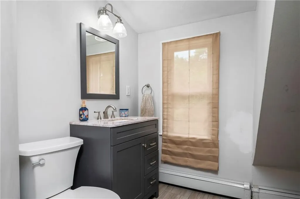 5 Harding Street Coventry RI 02816