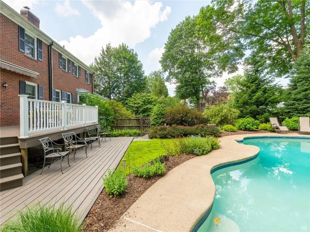 173 Gaskill Street Woonsocket RI 02895
