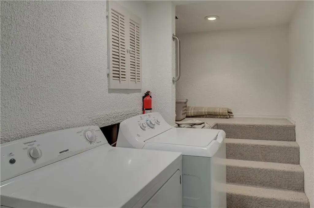 84 Bakewell Court Cranston RI 02921