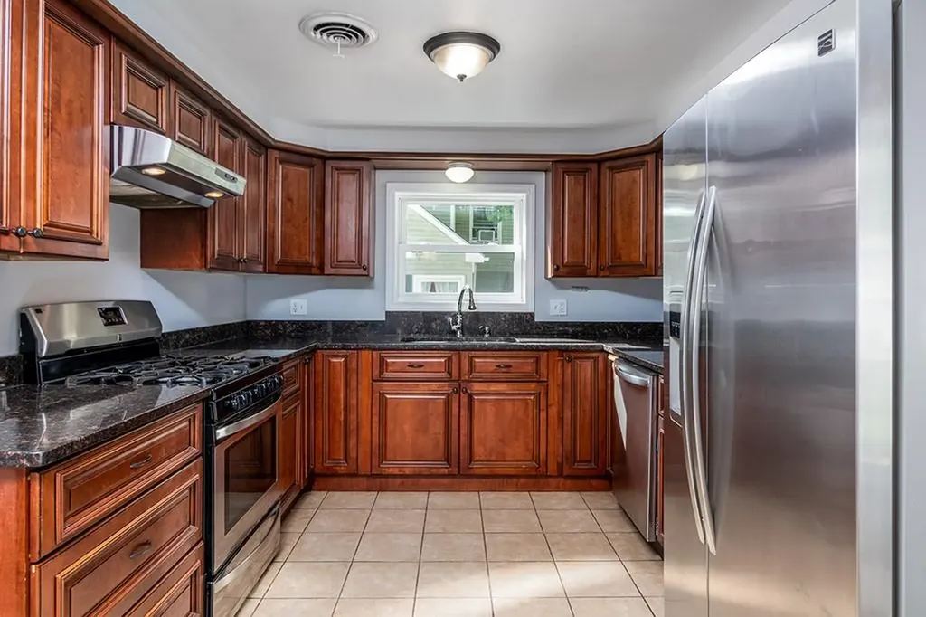 136 Davis Avenue Cranston RI 02910