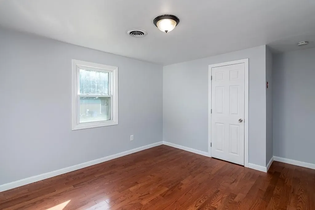 136 Davis Avenue Cranston RI 02910