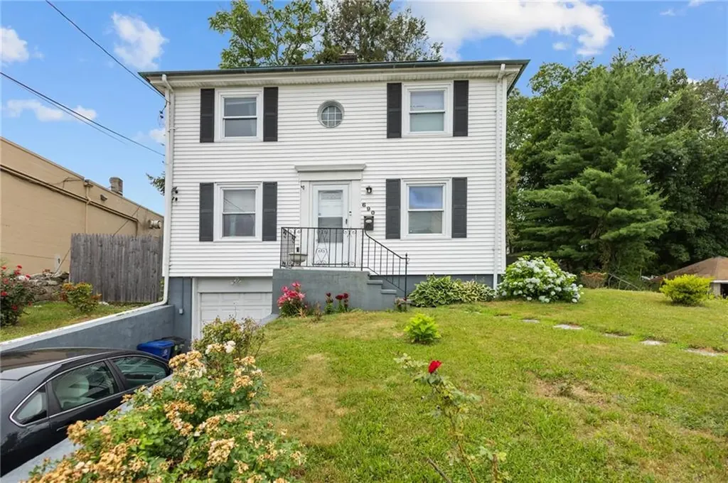 690 Killingly Street Johnston RI 02919