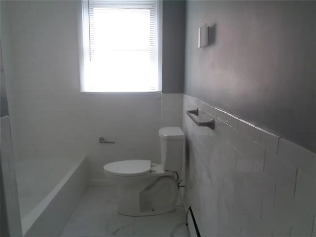 18 Dickinson Avenue North Providence RI 02904