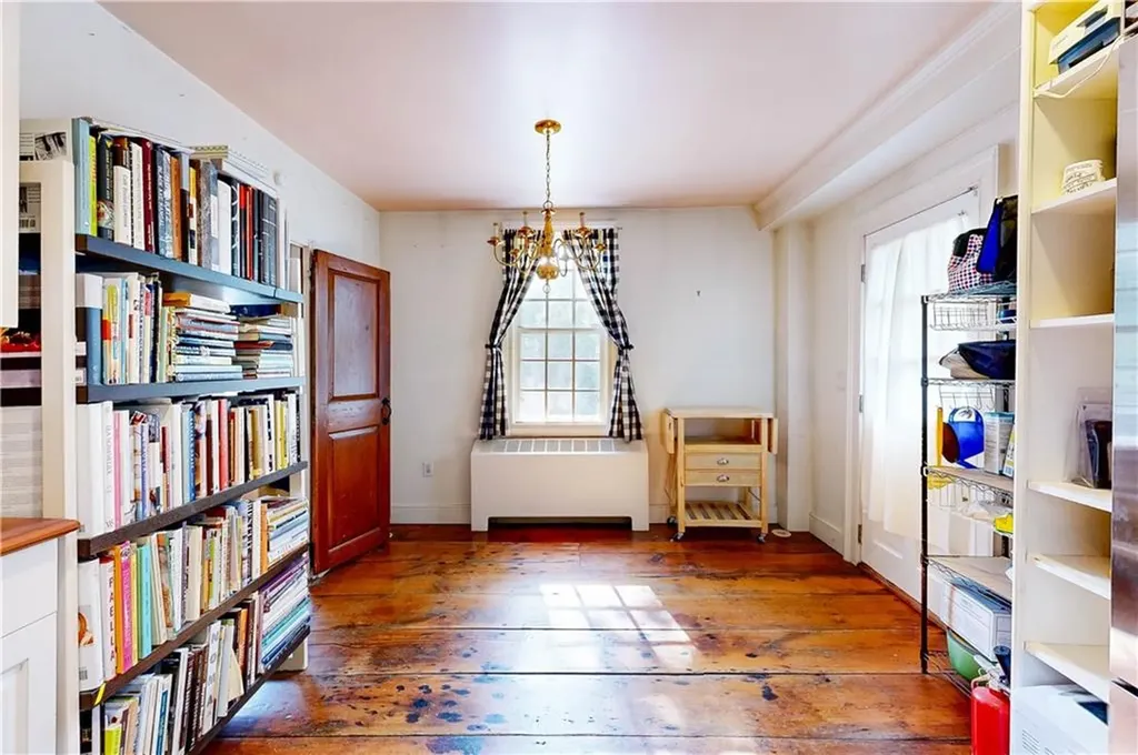 40 North Court Street Providence RI 02903