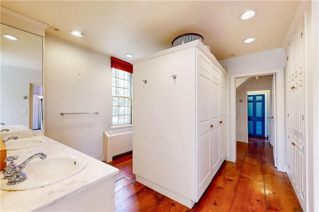 40 North Court Street Providence RI 02903