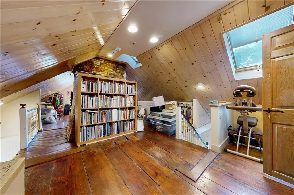 40 North Court Street Providence RI 02903