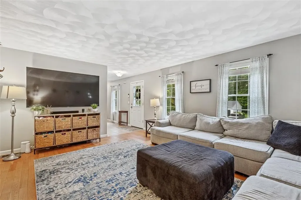 121 Greenbush Road Warwick RI 02818