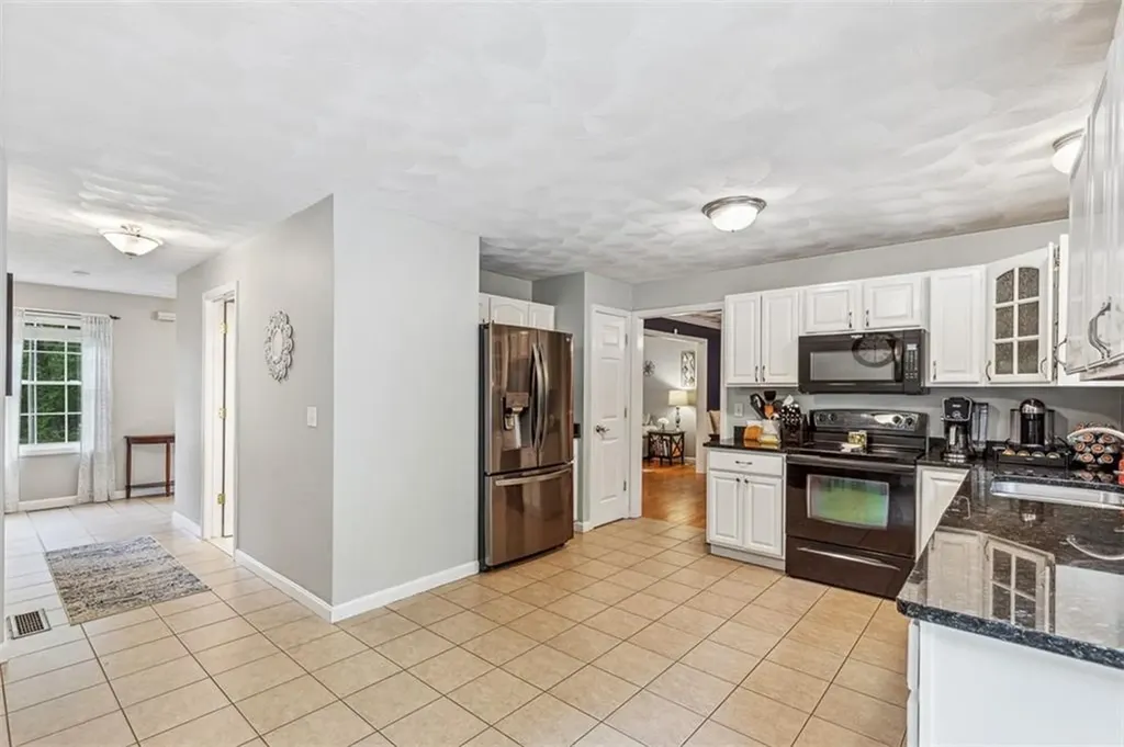 121 Greenbush Road Warwick RI 02818