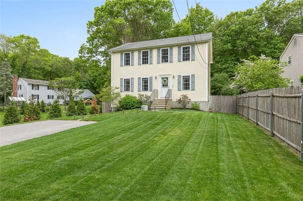 121 Greenbush Road Warwick RI 02818