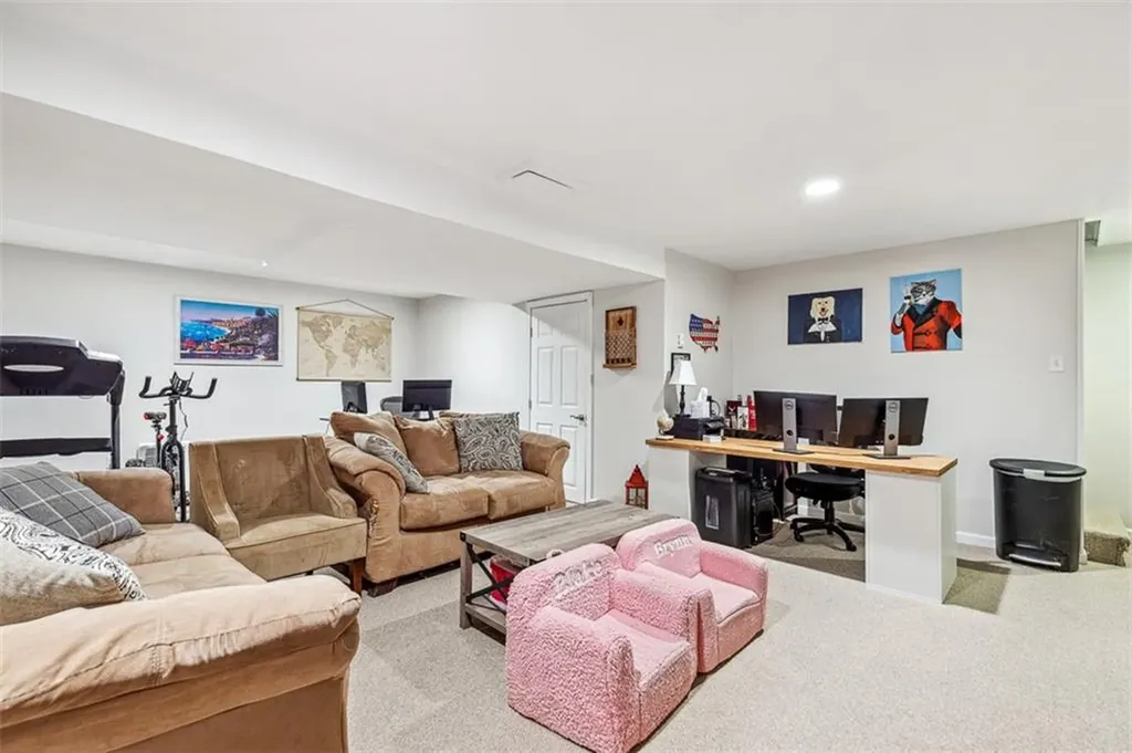 121 Greenbush Road Warwick RI 02818