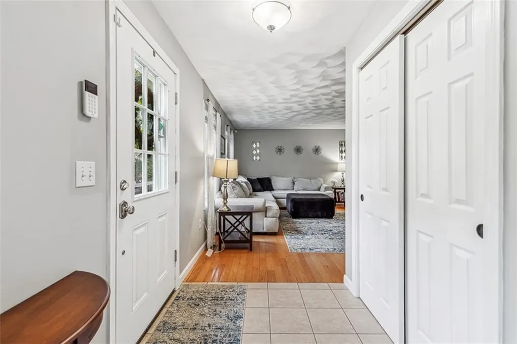 121 Greenbush Road Warwick RI 02818