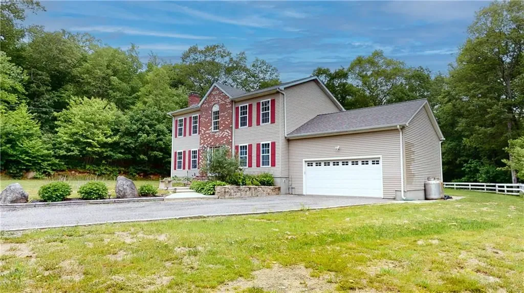 4 Tray Hollow Road Foster RI 02825