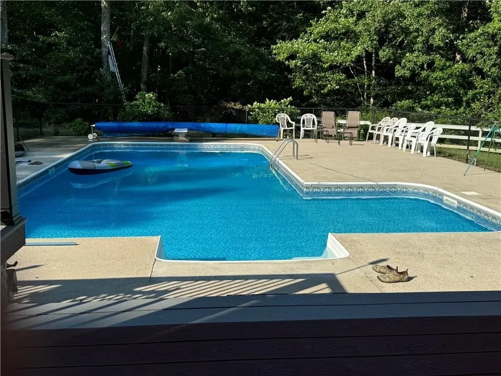 4 Tray Hollow Road Foster RI 02825