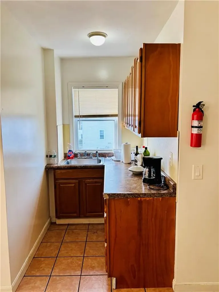 86 Webster Street Pawtucket RI 02861