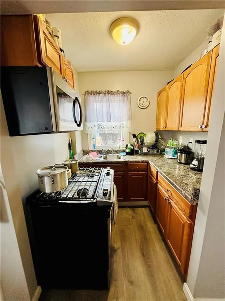 86 Webster Street Pawtucket RI 02861