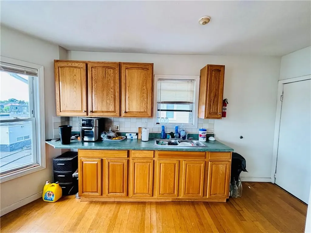 86 Webster Street Pawtucket RI 02861