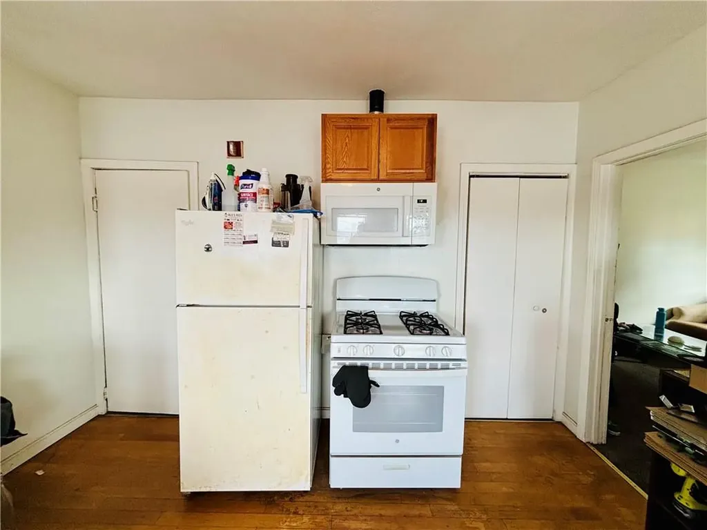 86 Webster Street Pawtucket RI 02861