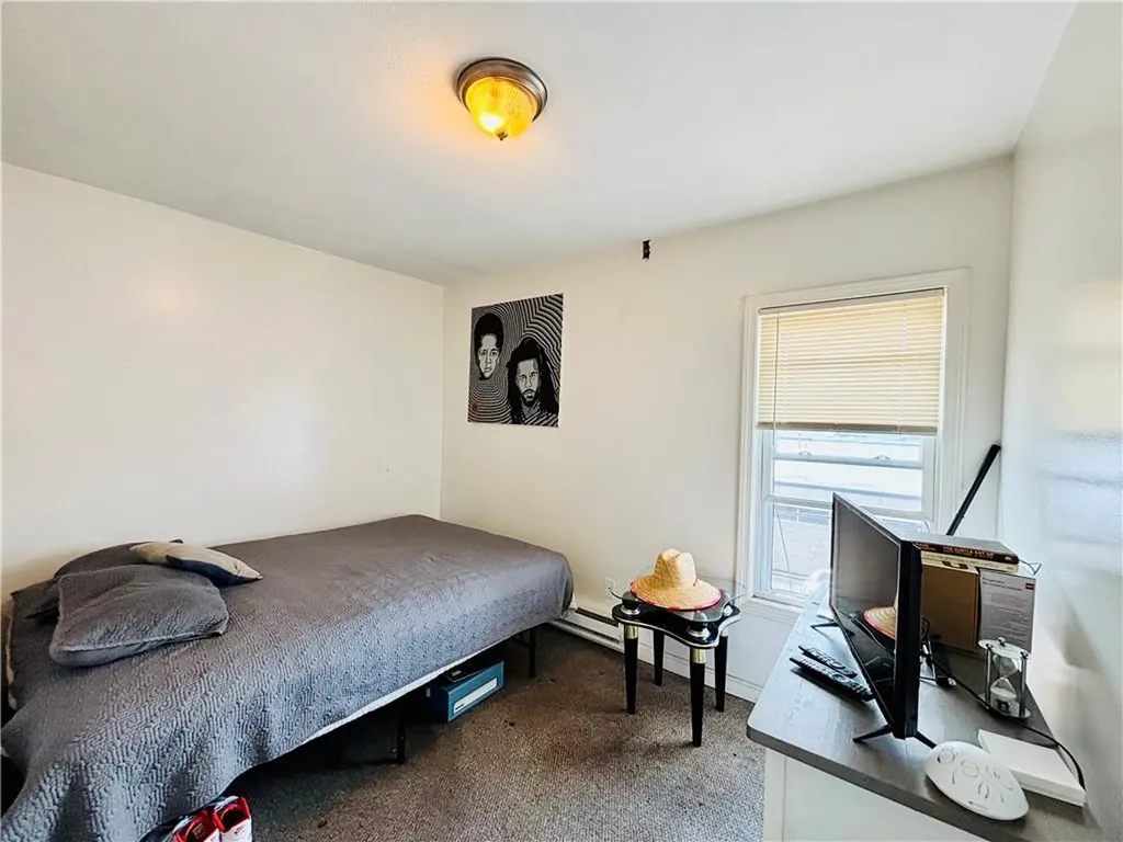 86 Webster Street Pawtucket RI 02861