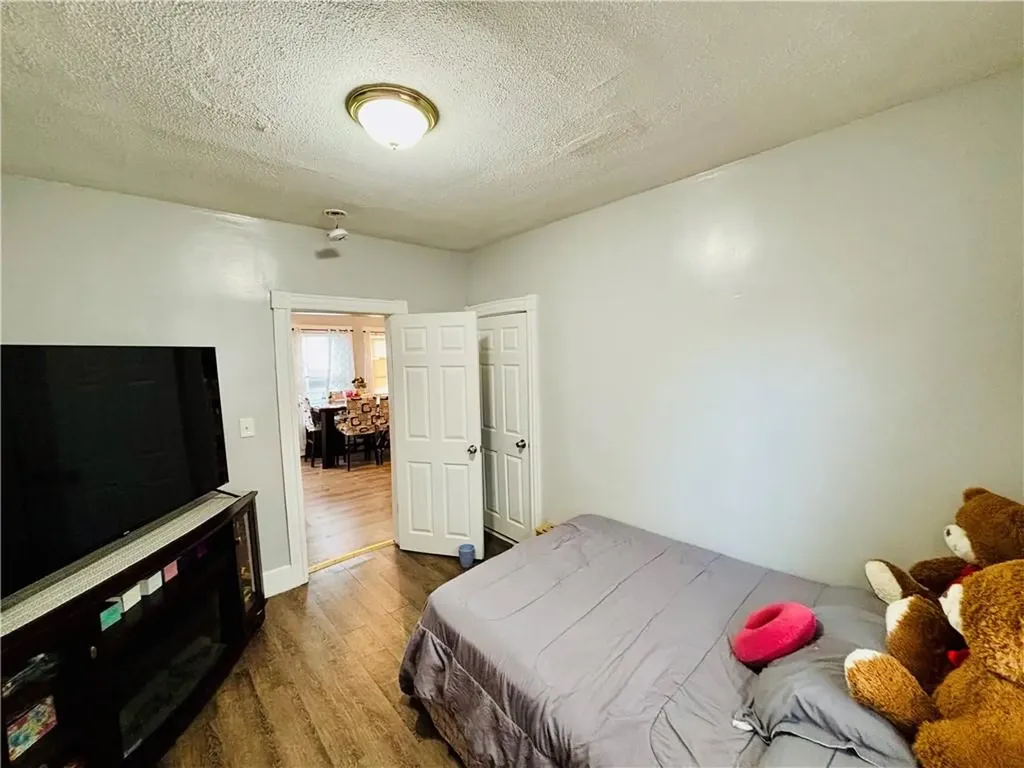 86 Webster Street Pawtucket RI 02861