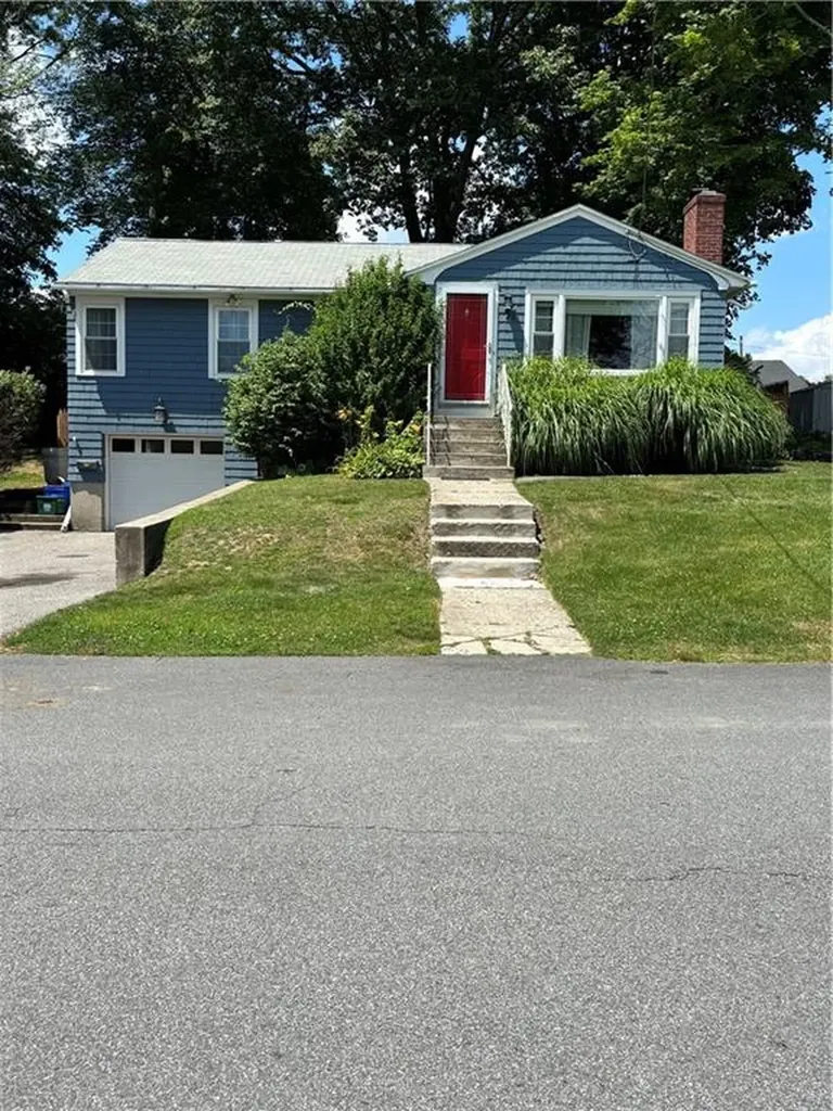 43 Belvedere Street Johnston RI 02919
