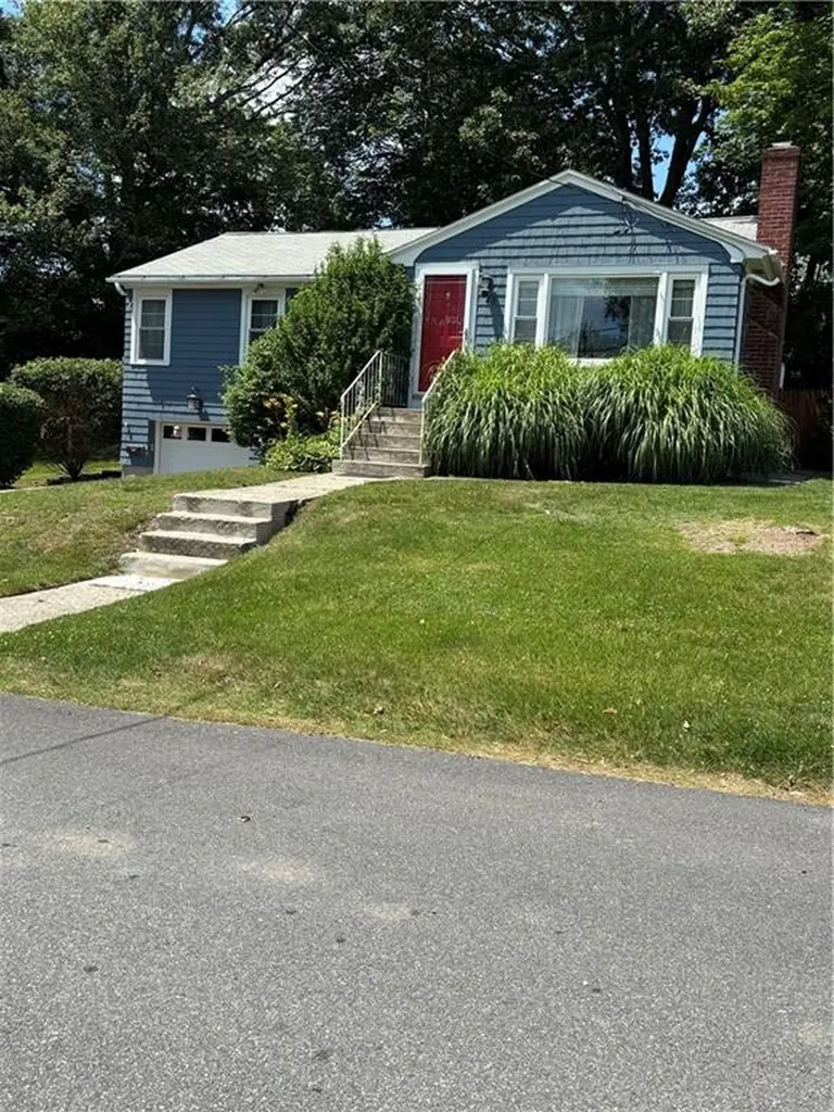 43 Belvedere Street Johnston RI 02919