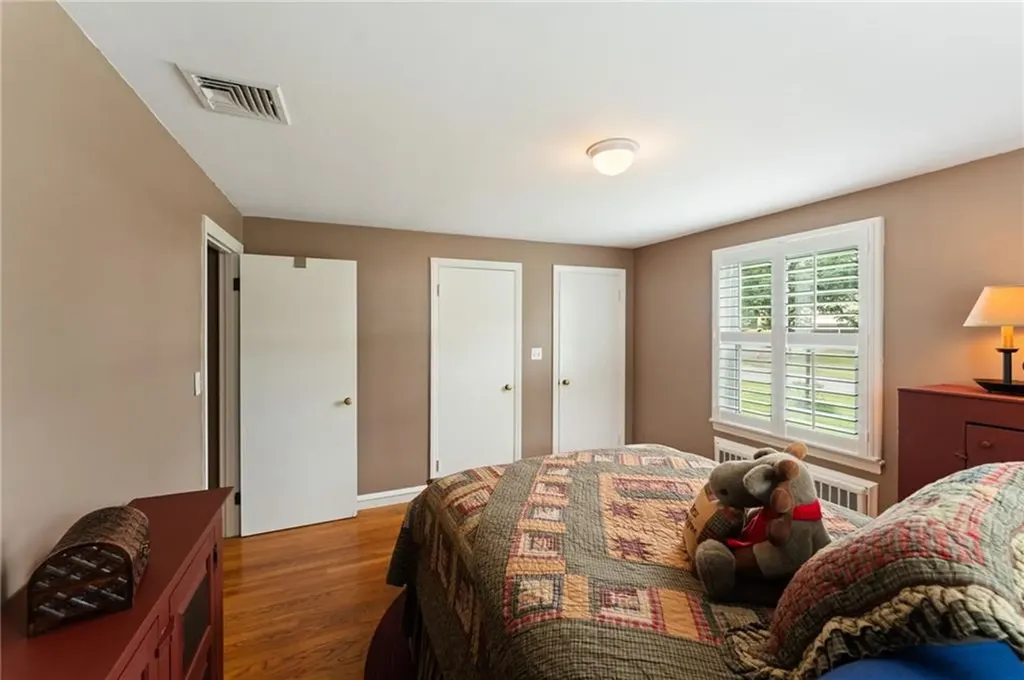320 Miantonomo Drive Warwick RI 02888