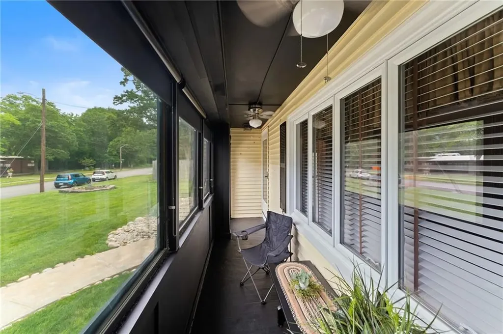320 Miantonomo Drive Warwick RI 02888