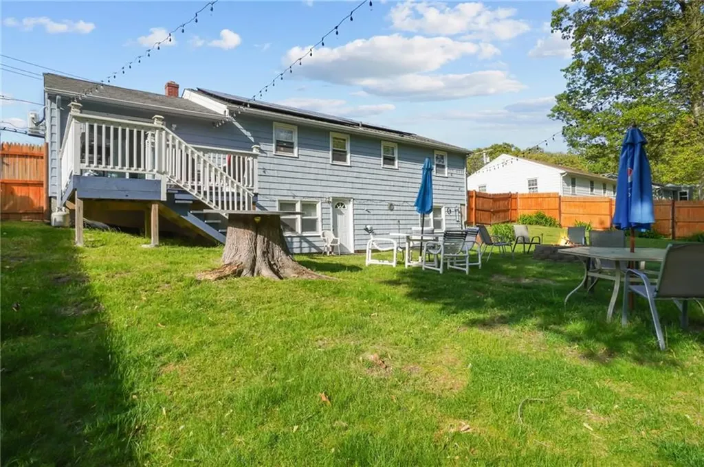 121 Ingersoll Avenue Warwick RI 02886