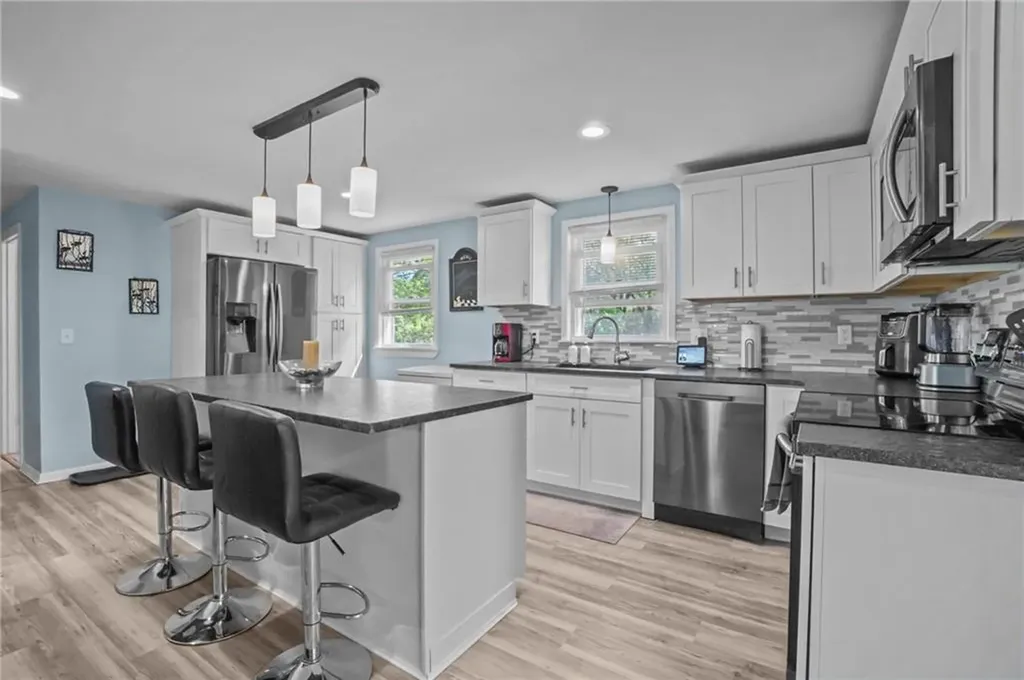121 Ingersoll Avenue Warwick RI 02886