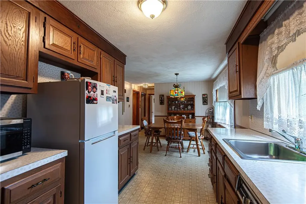112 Prospect Hill Avenue West Warwick RI 02893