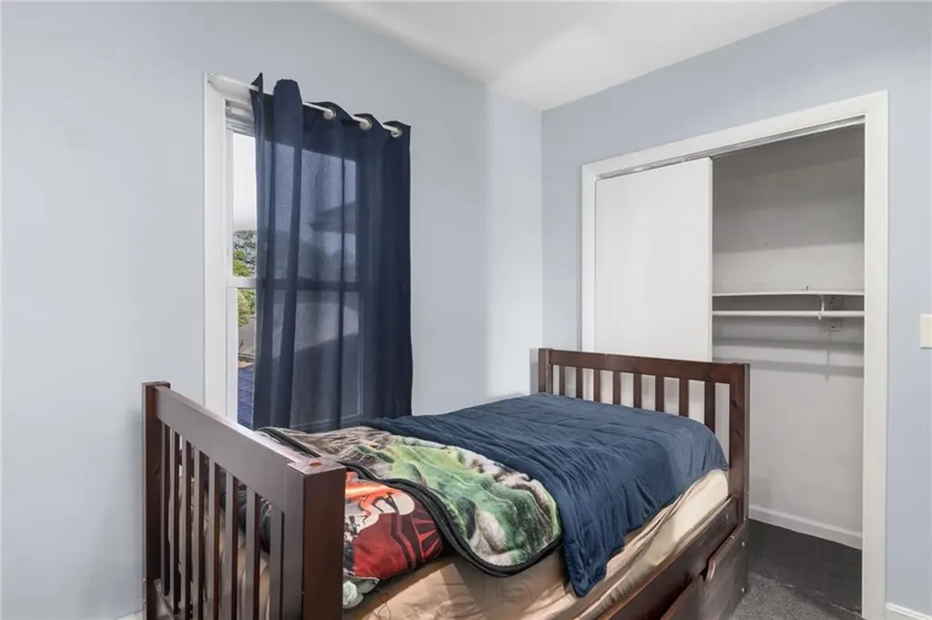 598 Laurel Hill Avenue Cranston RI 02920