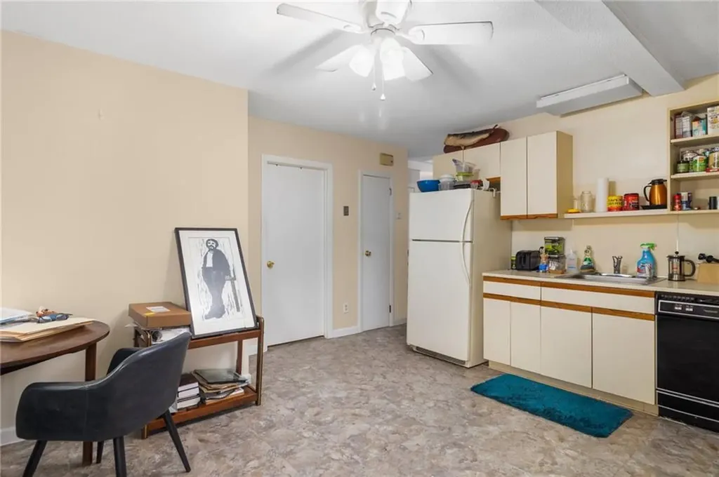 598 Laurel Hill Avenue Cranston RI 02920