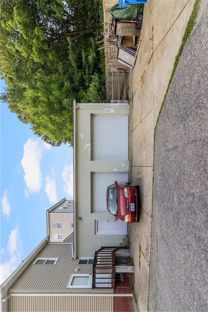 598 Laurel Hill Avenue Cranston RI 02920