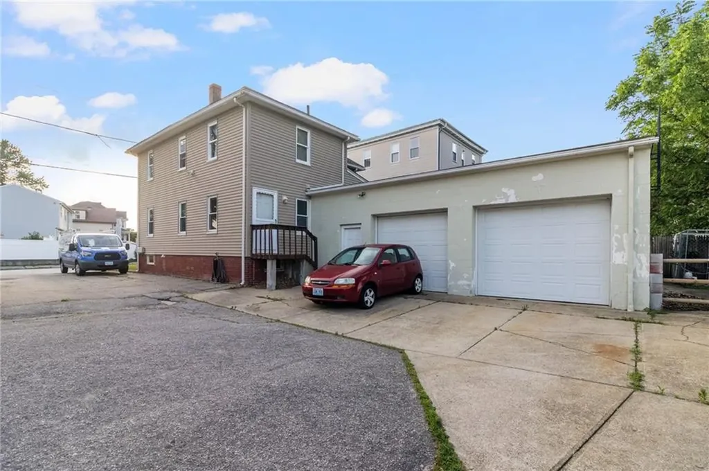 598 Laurel Hill Avenue Cranston RI 02920