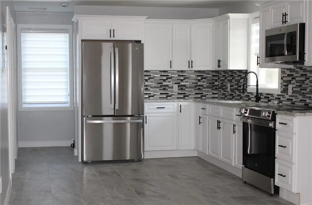 213 Francis Avenue Pawtucket RI 02860