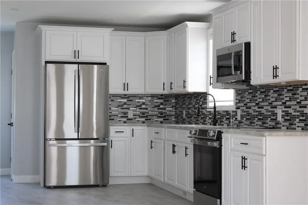 213 Francis Avenue Pawtucket RI 02860