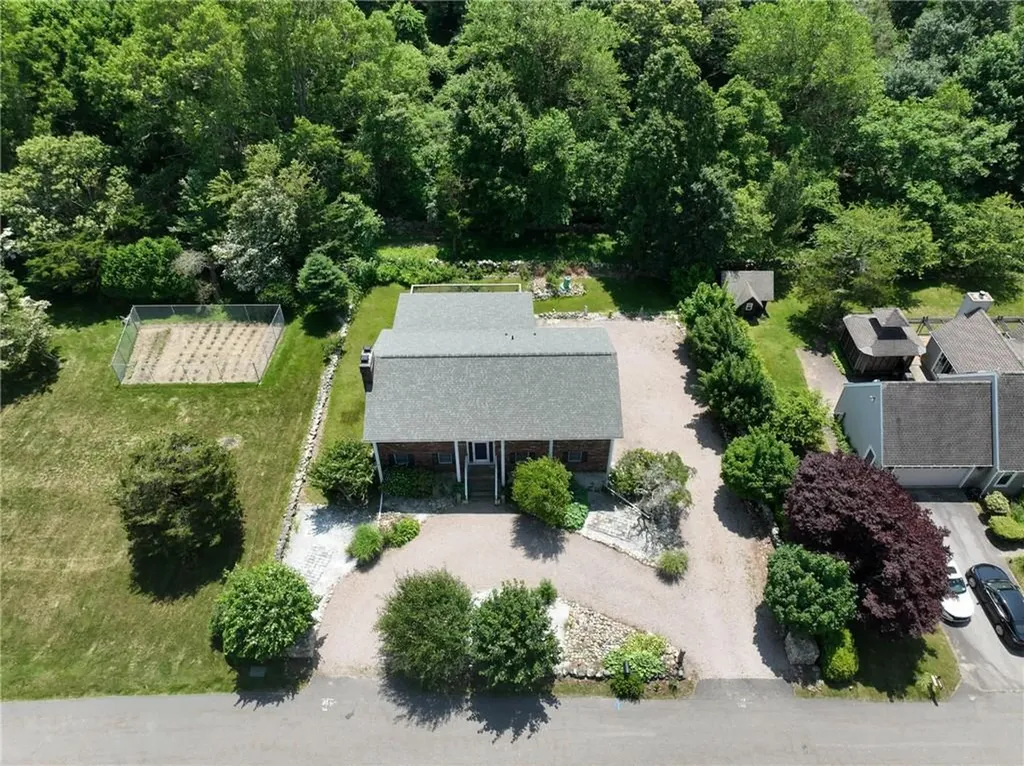 5 Jana Road Westerly RI 02891