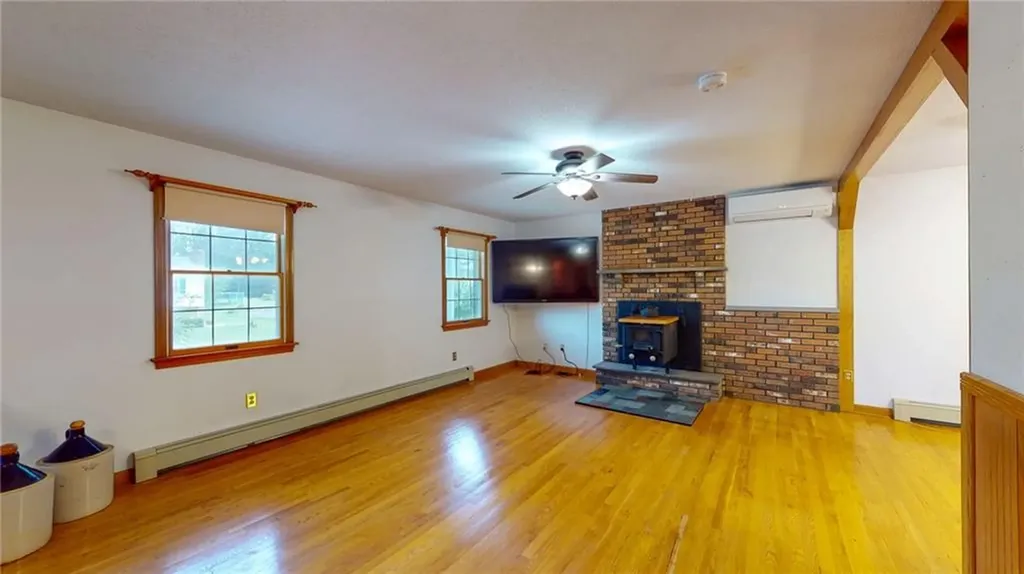 5 Jana Road Westerly RI 02891