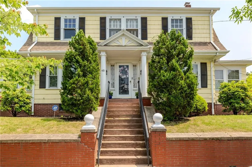 65 Lyndhurst Avenue Providence RI 02908