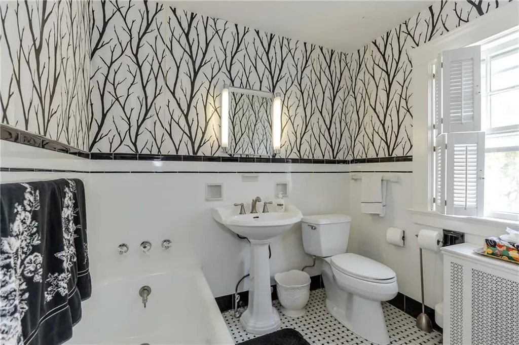 65 Lyndhurst Avenue Providence RI 02908
