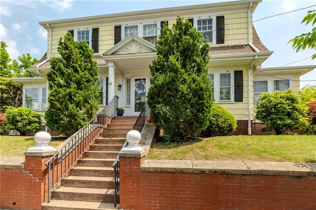 65 Lyndhurst Avenue Providence RI 02908