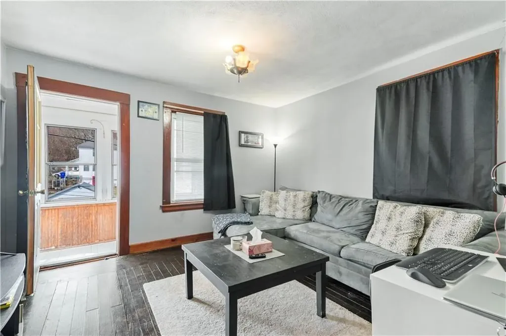 75 Winthrop Avenue West Warwick RI 02893