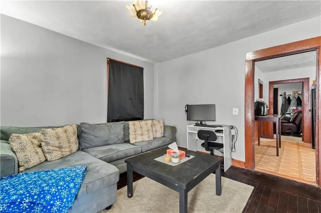 75 Winthrop Avenue West Warwick RI 02893